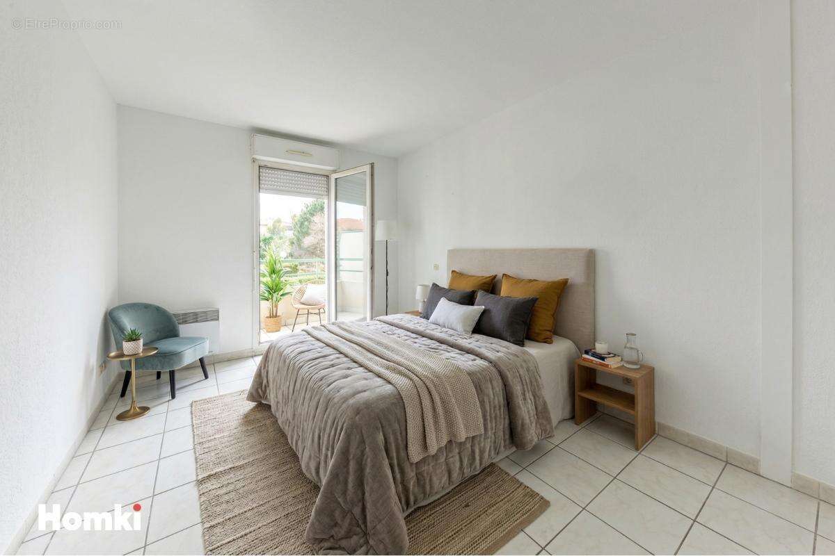 Appartement T4 de 89 m² à Saint-Raphaël 83700, Chemin Aurélien - photo 5