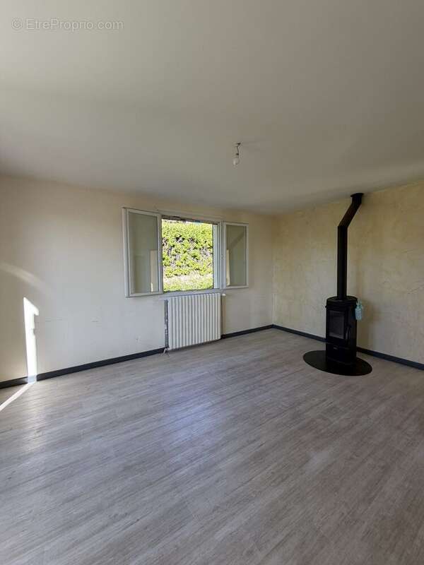 Maison 134 m² à Privas  - photo 4