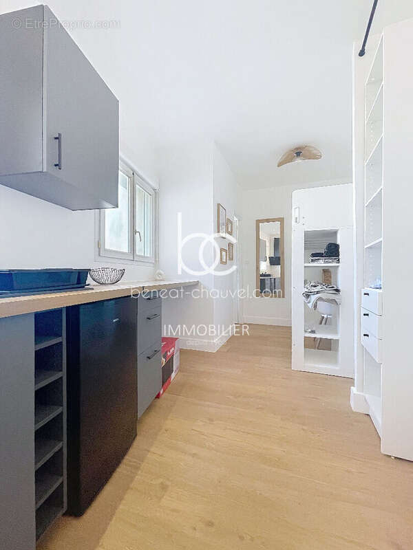 Vente Studio Meublé Vannes - Centre-Ville et Gare à Pied - photo 2