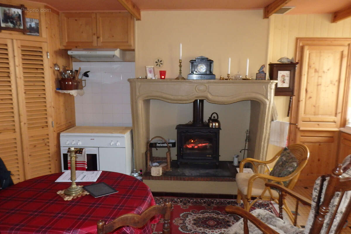 Maison à SAINTE-BAZEILLE