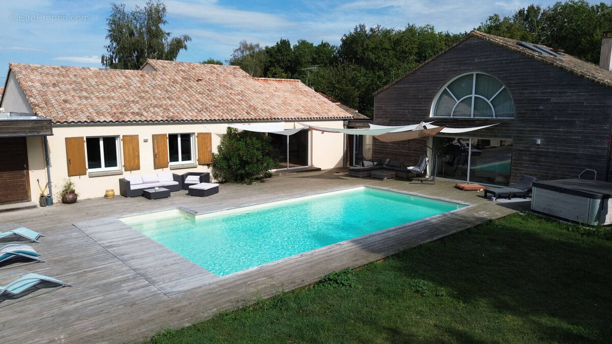 Maison à ETAULES