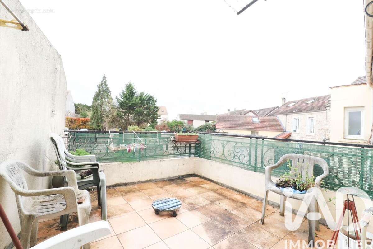 Photo 2 - Maison à VILLEJUST