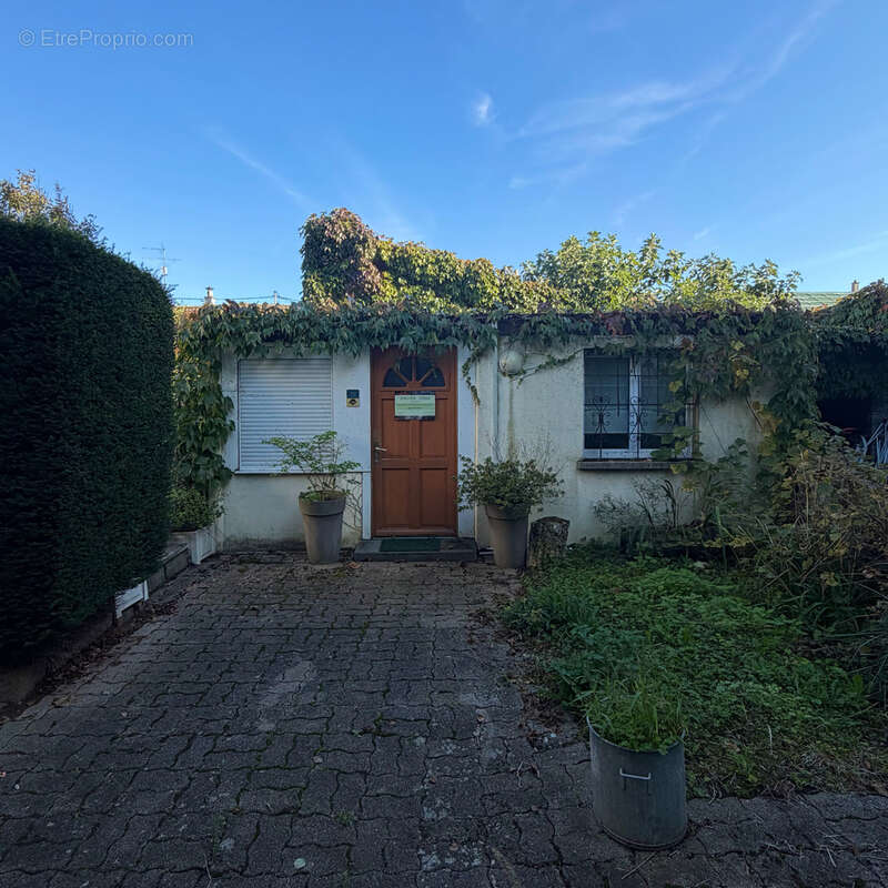 Maison à MORSCHWILLER-LE-BAS