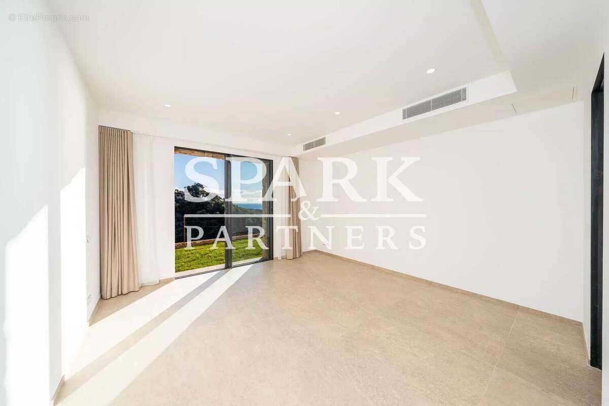 Maison à ROQUEBRUNE-CAP-MARTIN