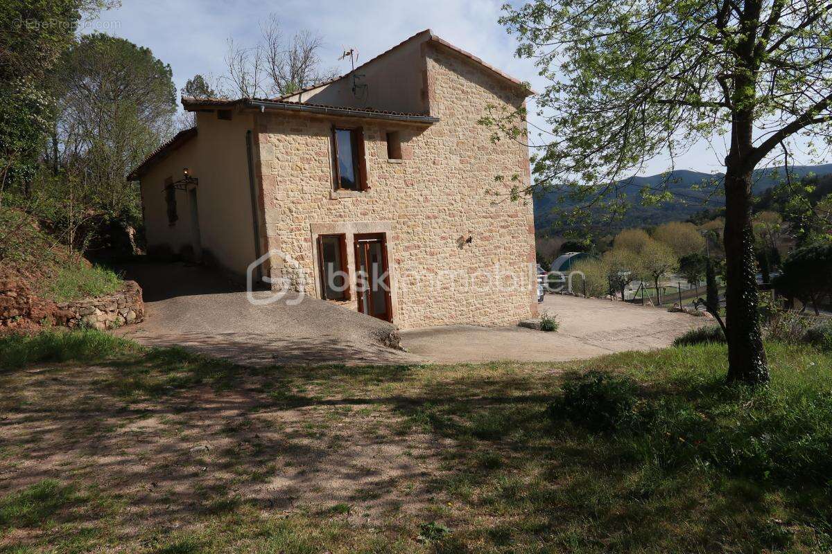 Maison à LAMALOU-LES-BAINS