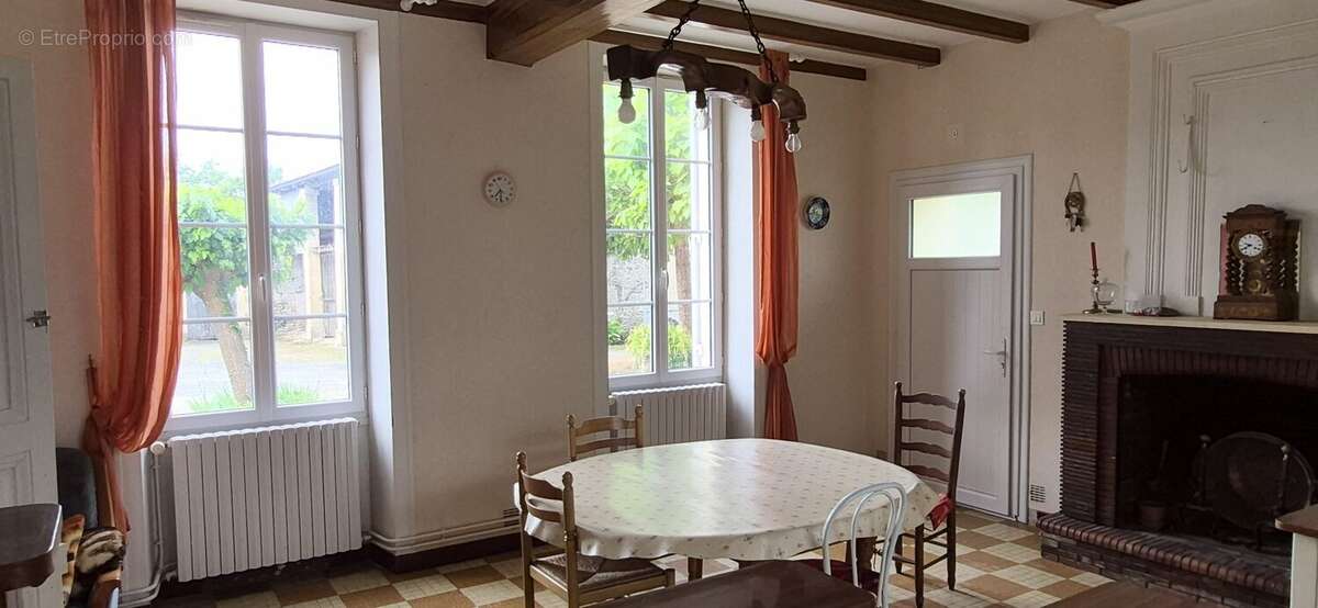 Maison à MIGRON