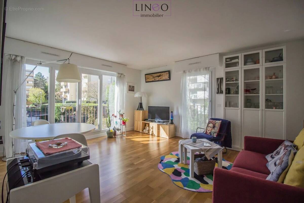Appartement à THIAIS