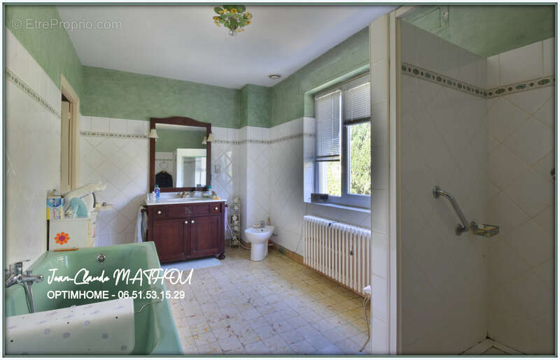Maison familiale de caractère T6 de 160 m² 3 ou 4 chambres avec jardin clos, garage et grenier aménagé - photo 11