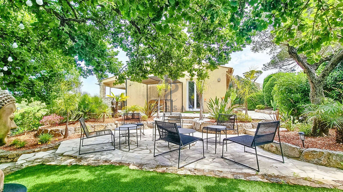 Maison à FREJUS