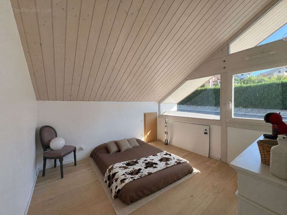 Maison 136 m² à Sillingy  - photo 7