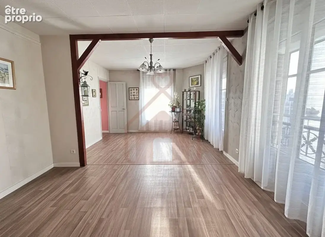 Appartement 3 pièces 49 m² à vendre à Ivry-Sur-Seine (94200) - photo 2