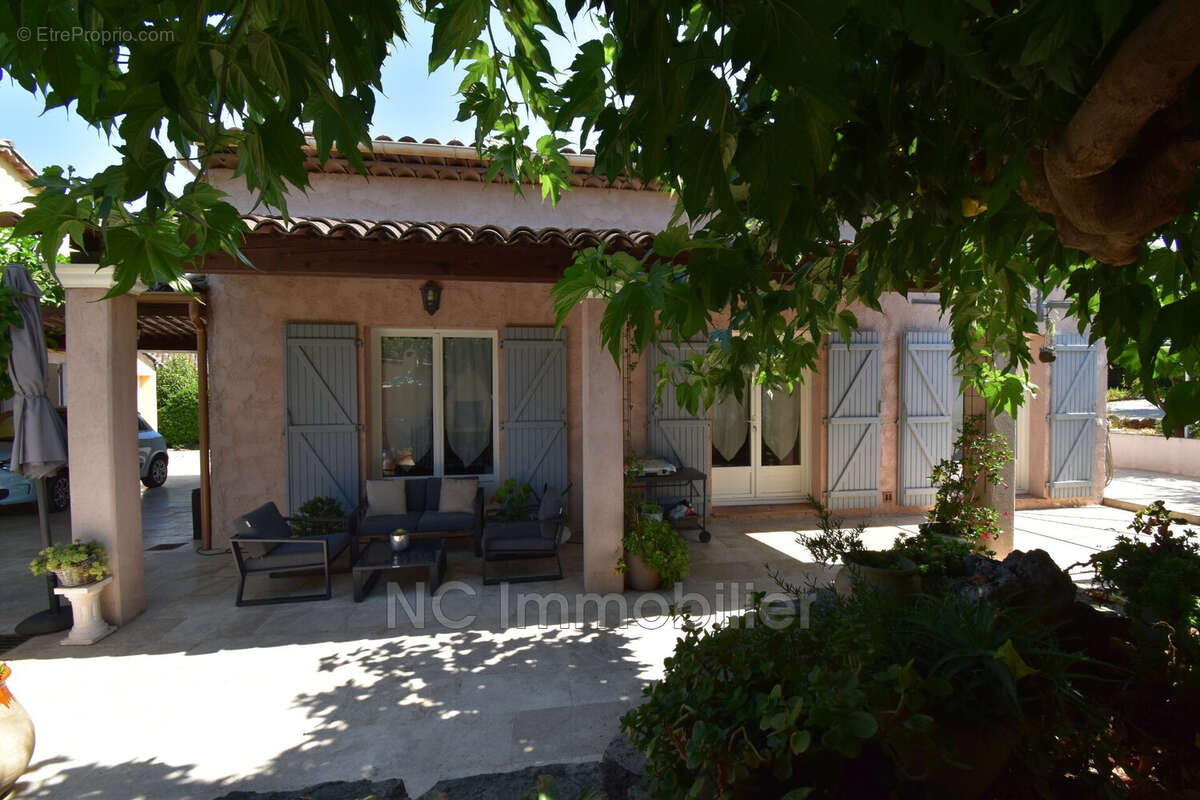 Maison 309 m² à Antibes  - photo 3