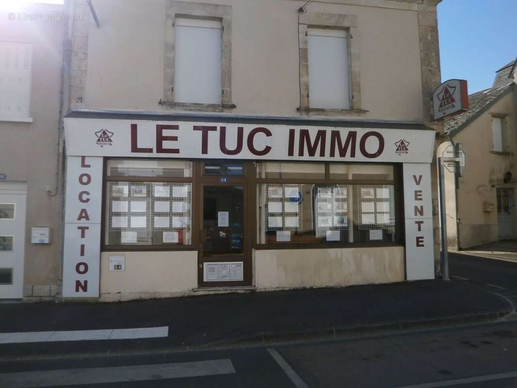 Maison à LES BORDES