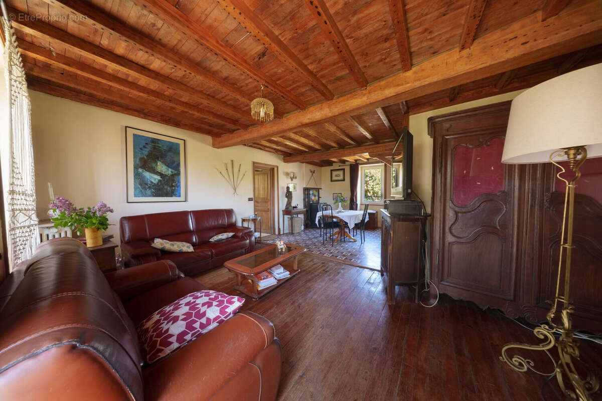 Maison 197 m² à Lezoux  - photo 4