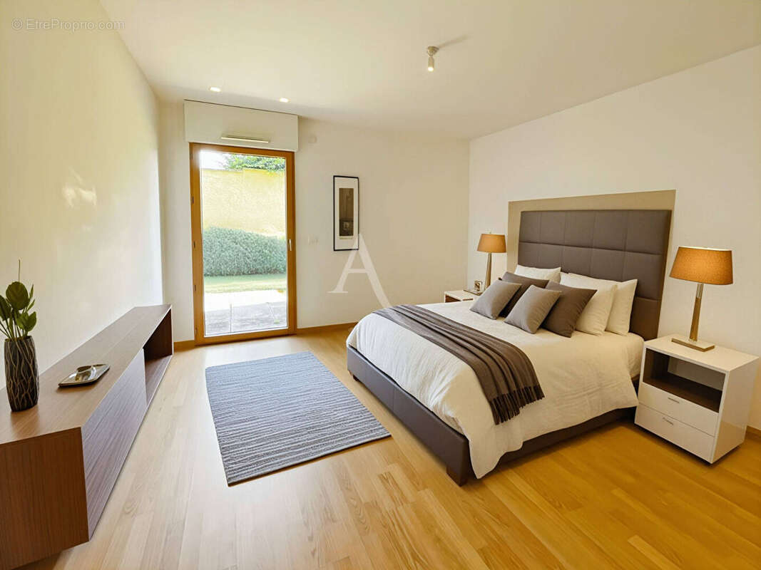 Appartement à LE MESNIL-ESNARD