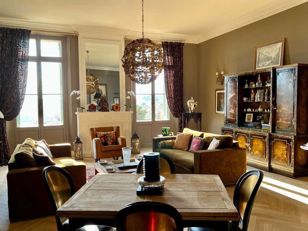 Appartement à GRASSE