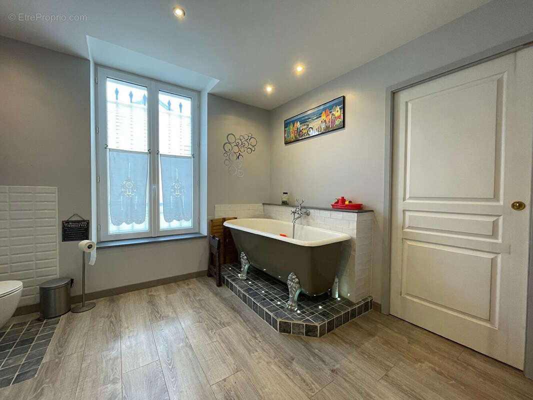 Maison à SAACY-SUR-MARNE