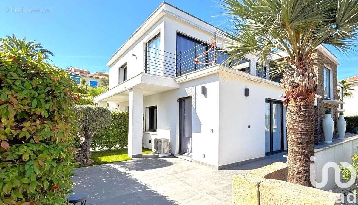 Photo 9 - Maison à FREJUS