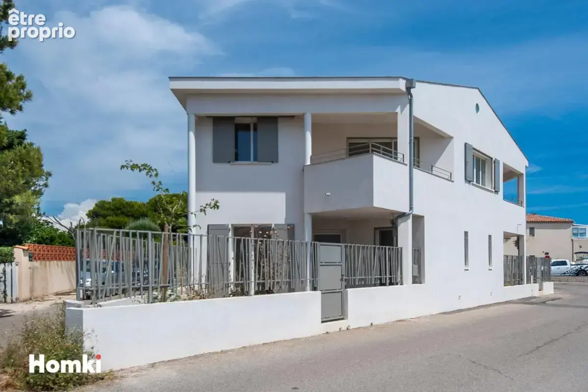 CARRO – Maison mitoyenne d’un côté avec terrasse de 19 m² et vue mer panoramique - photo 16