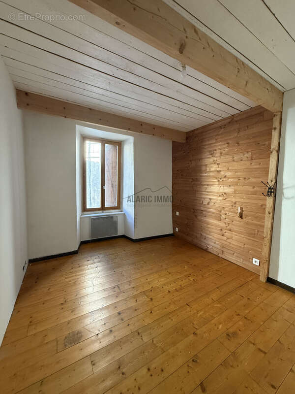 Maison à MOUX