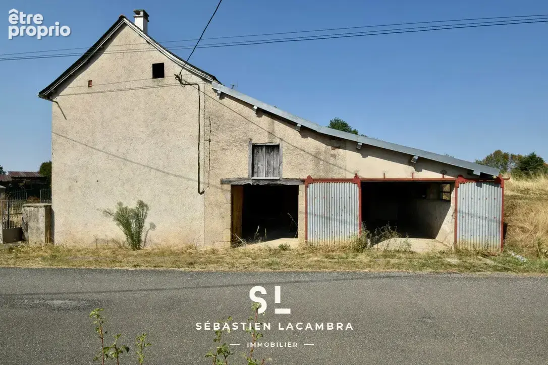 Jouqueviel   maison en pierre à rénover avec hangar et nombreuses dépendances - photo 3