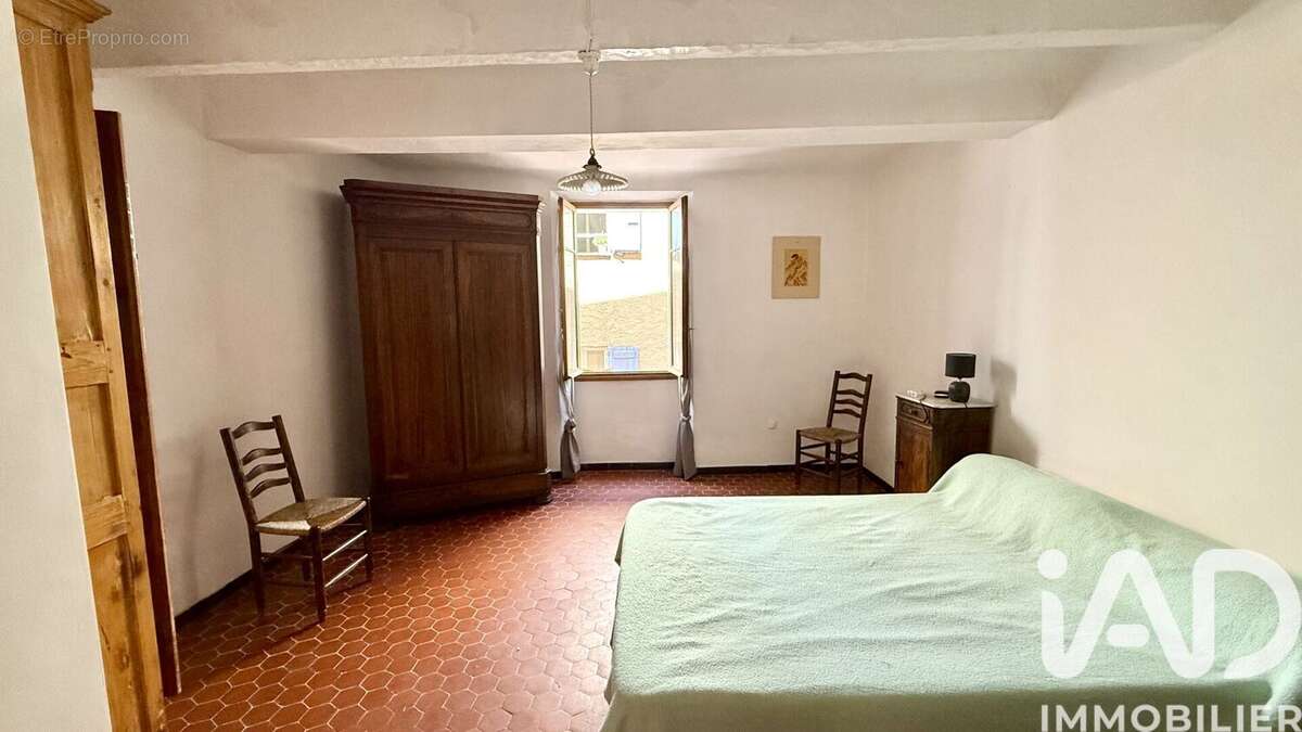 Photo 6 - Maison à ROQUEBRUNE-SUR-ARGENS