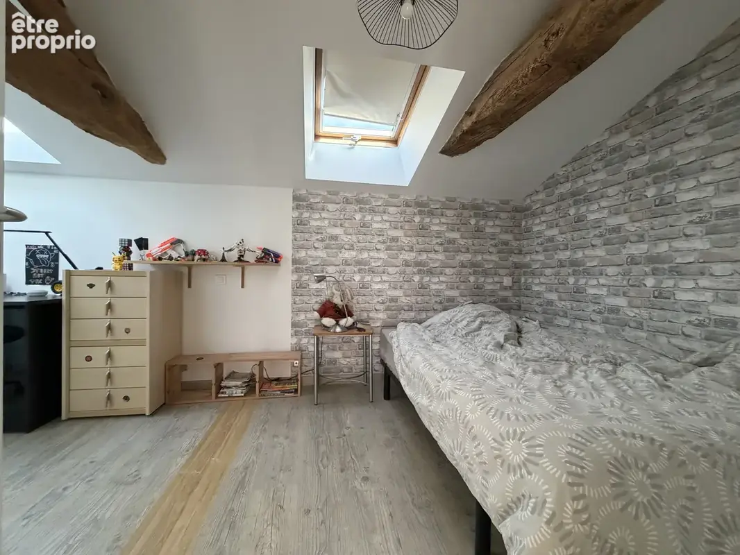 AIZENAY, maison en pierres de 158 m2 sur 422 m2 de terrain - photo 11