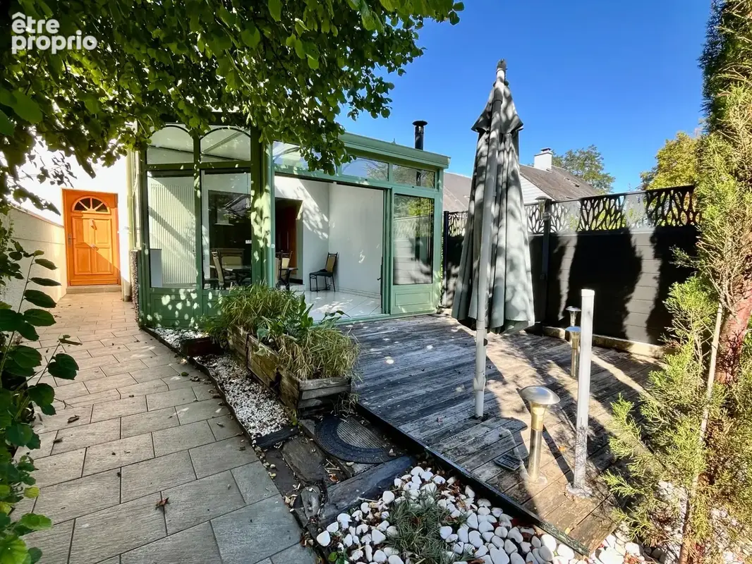 Maison à AVRILLE