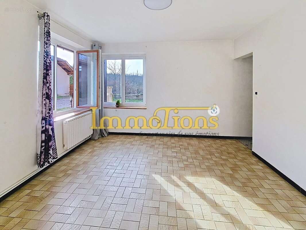 Maison à SAINT-ROMANS