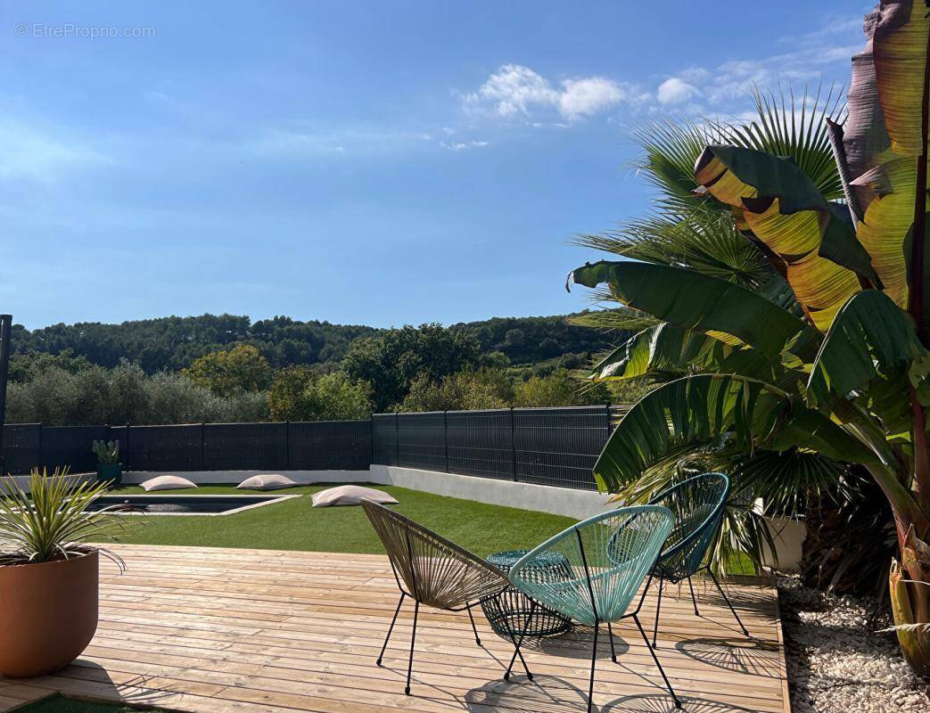 Maison à LE CASTELLET