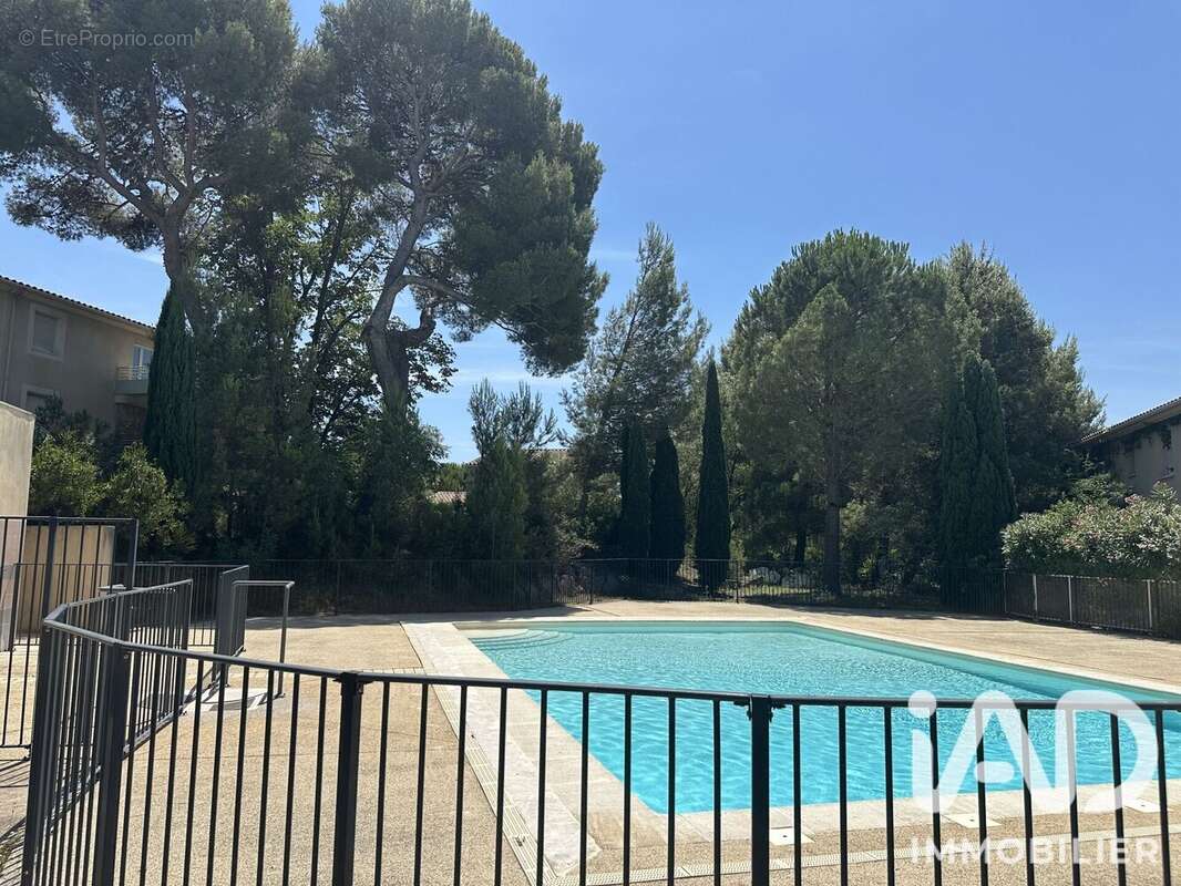 Appartement 60 m² à Villeneuve-Les-Avignon  - photo 7