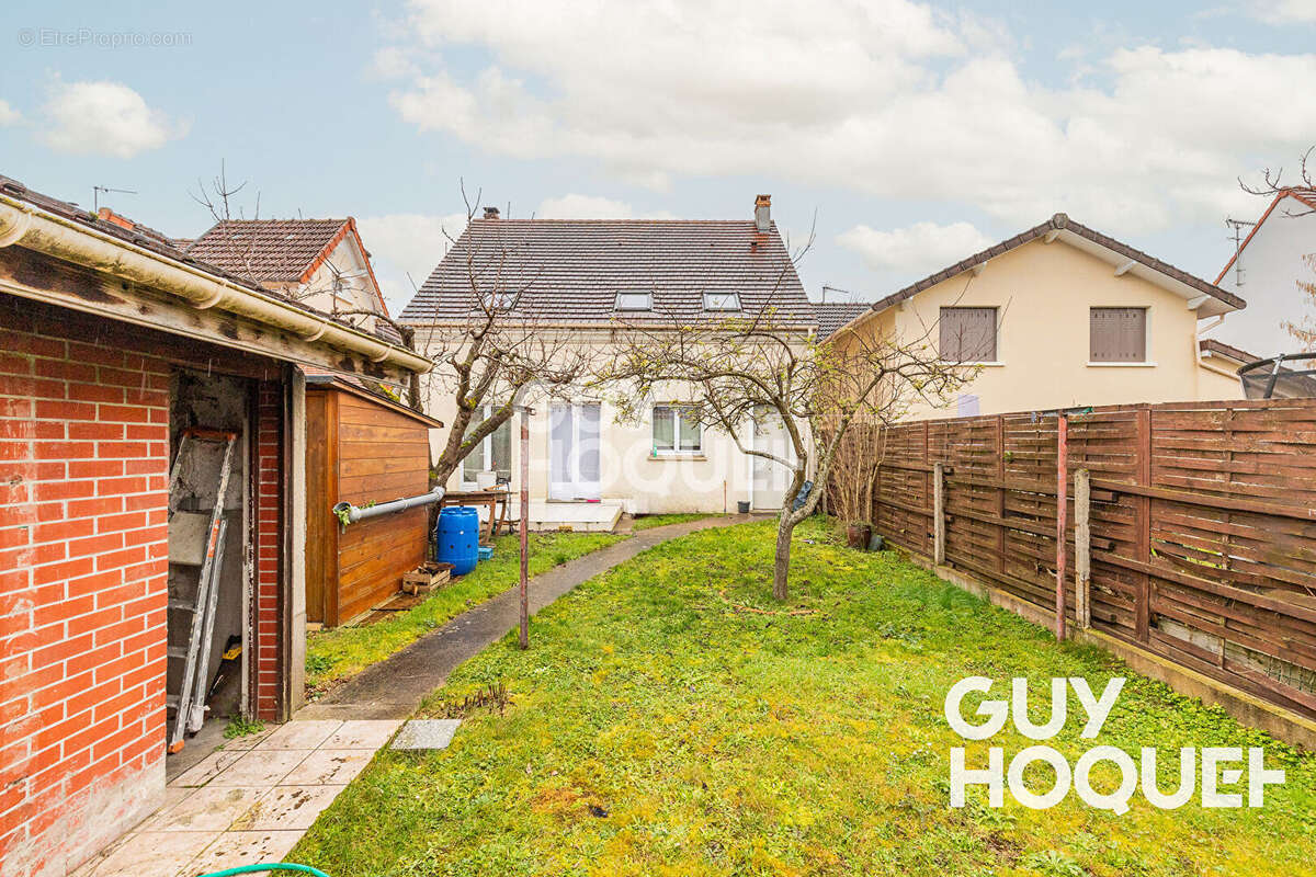 Maison à ATHIS-MONS