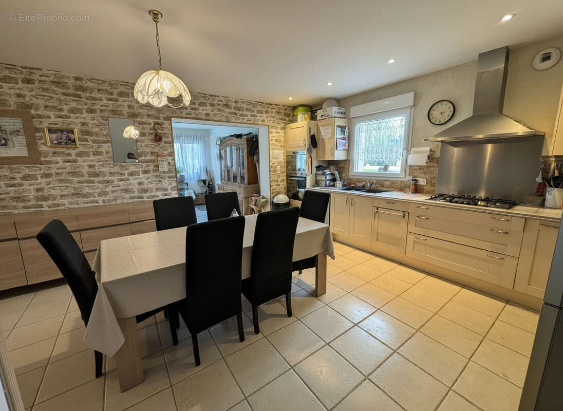 Maison à LANDIVISIAU