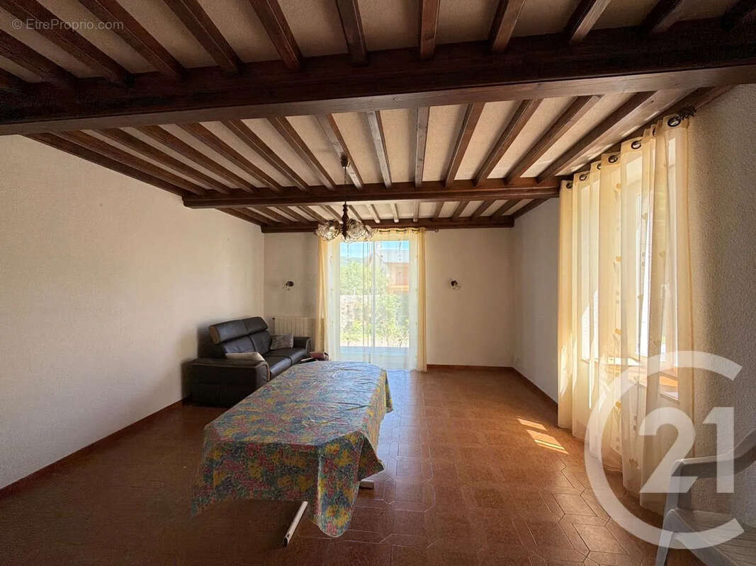 Maison à SARRAS