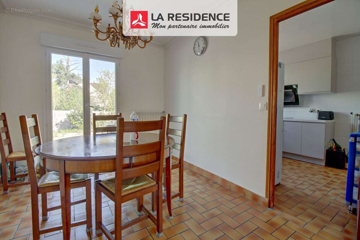 Maison 124 m² à Poissy  - photo 5