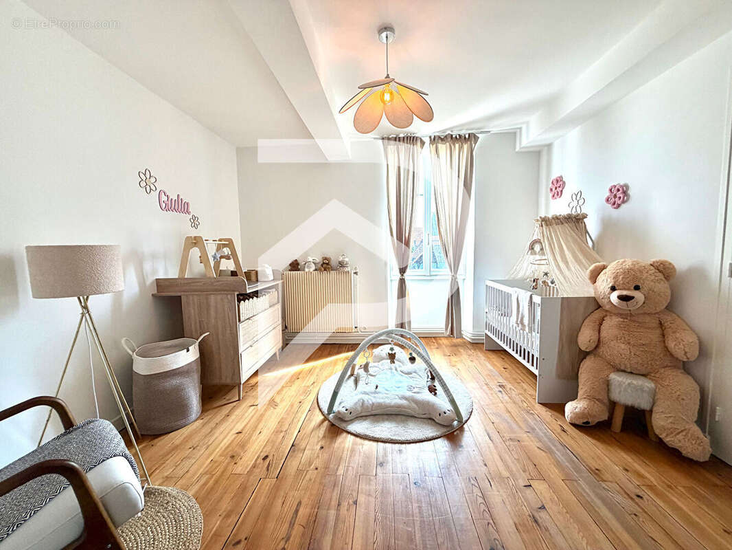 Maison Béarnaise Labastide-Cézéracq 7 pièces 177 m² - photo 11