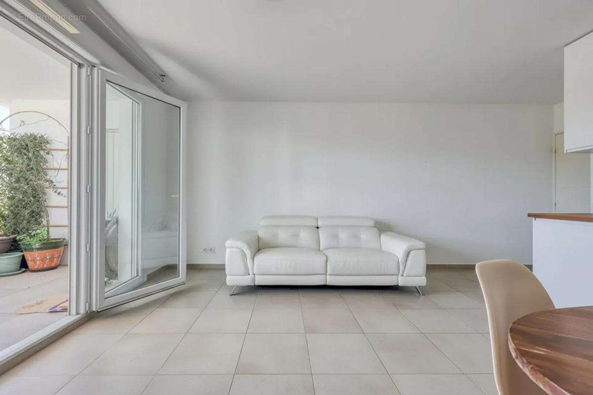 Appartement T4 moderne avec vue exceptionnelle - photo 10