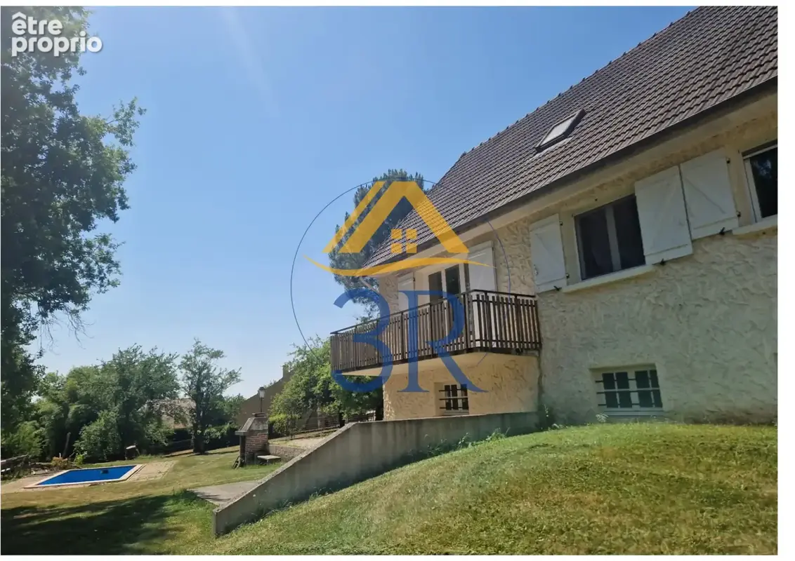Maison 7 pièces 142 m² à vendre à L'abergement-Sainte-Colombe (71370) - photo 3
