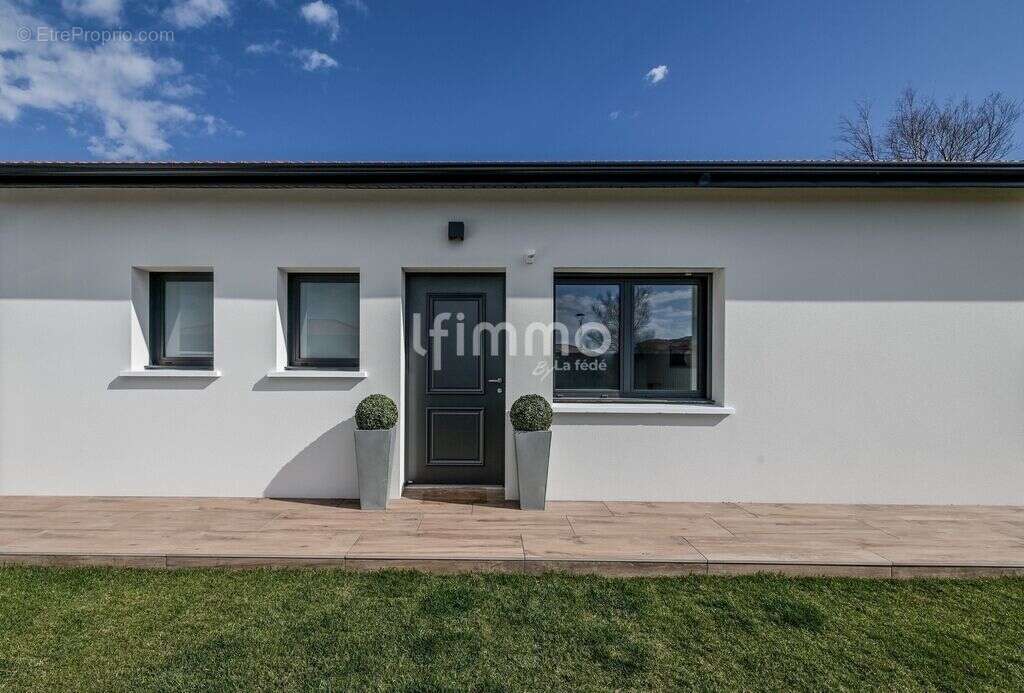 Demeure contemporaine avec piscine, spa et studio indépendant - photo 11