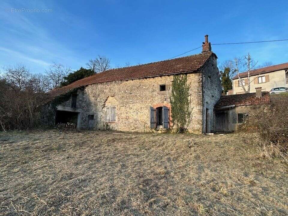 Maison à VAUX-SOUS-AUBIGNY