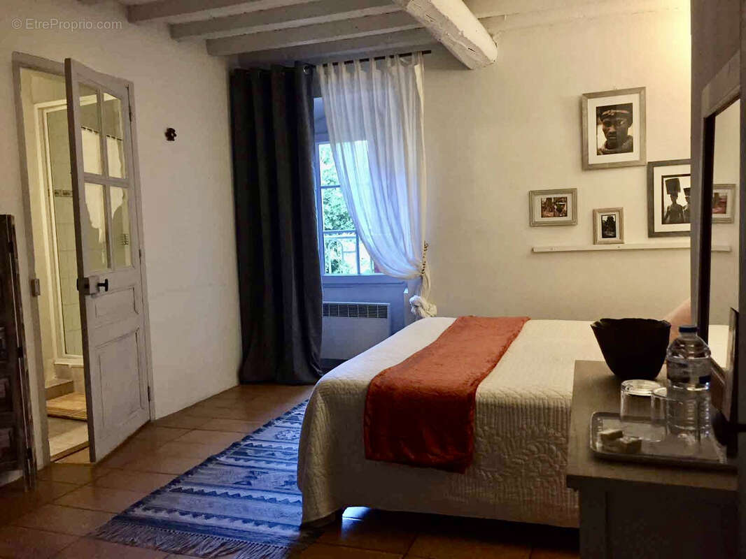 Maison à SUZE-LA-ROUSSE