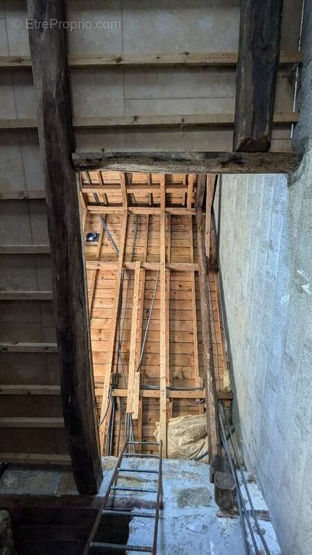 À 8 kilometres de Baud  Maison en pierres, début XXe siècle, face au Blavet - photo 24