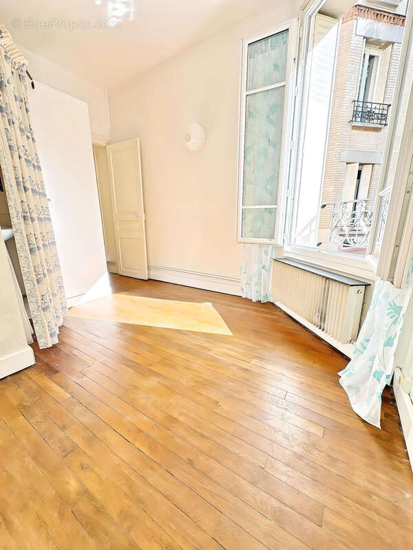 Appartement à PARIS-12E
