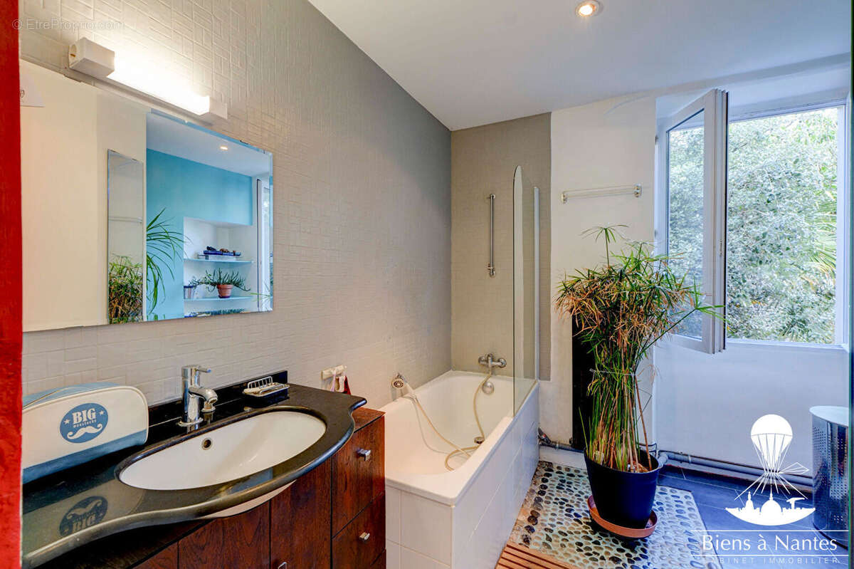 Appartement à NANTES