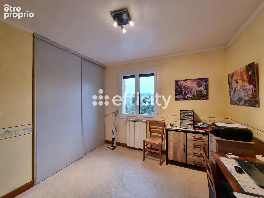 Maison 144 m² à Les Bessons  - photo 12