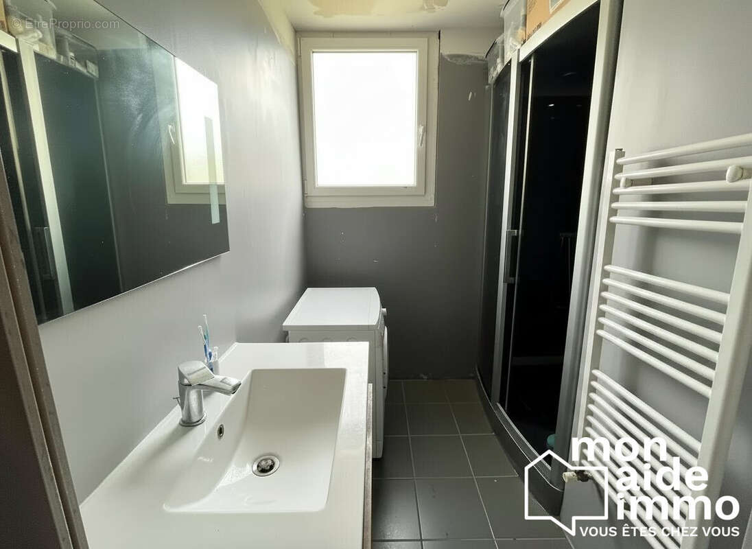 Maison 85 m² à Coutras  - photo 7