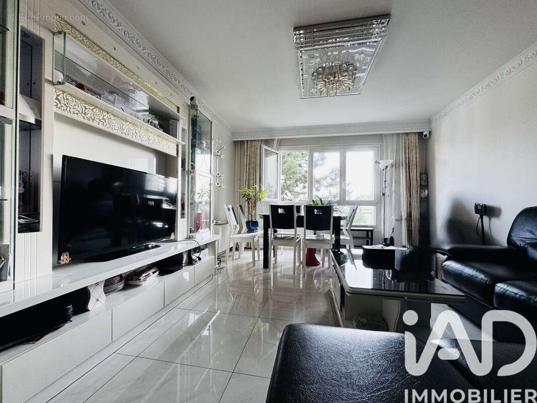 Photo 8 - Appartement à BAGNOLET
