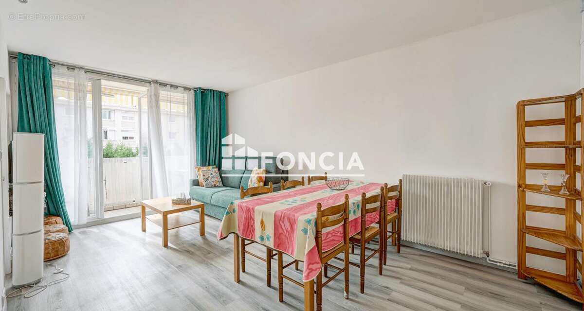 Appartement à YERRES