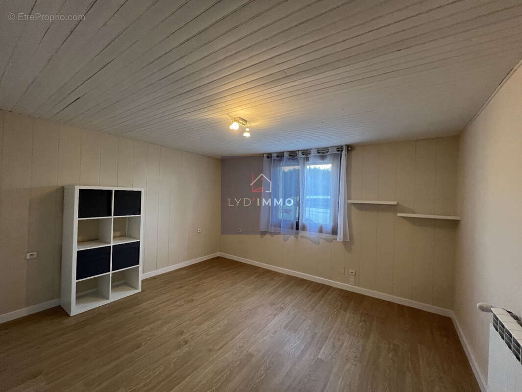 Appartement T3 avec grande terrasse - photo 10