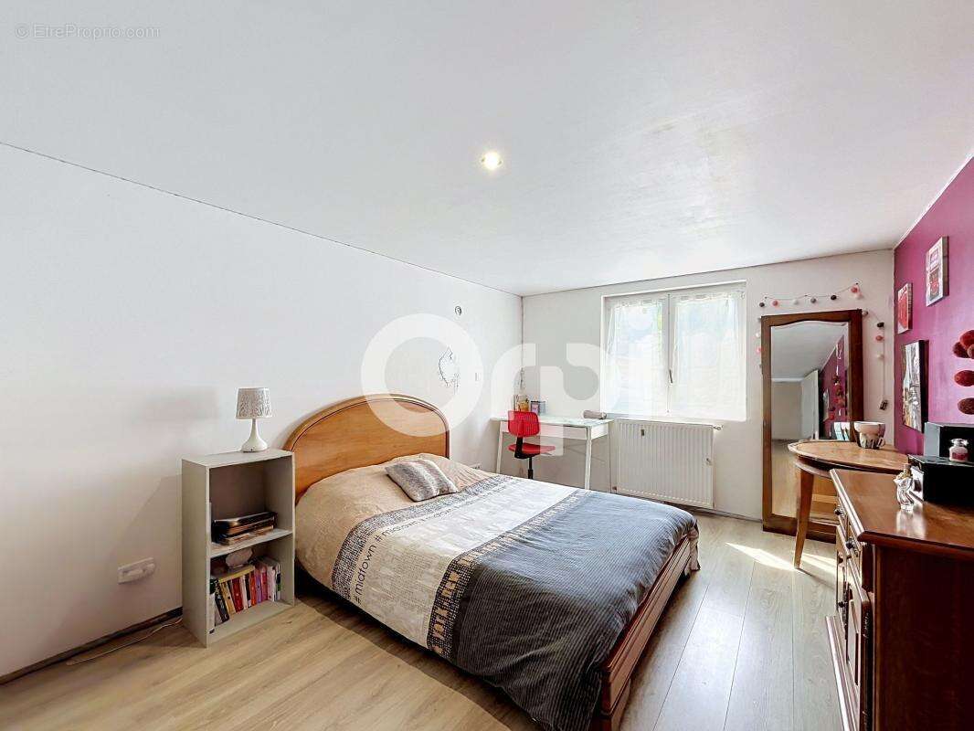 Maison familiale de 158 m² - À 2 min de Créavallée - photo 12